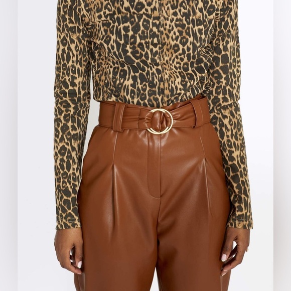 Hide the Label Jasmine Peg Leg Trouser, size 4 - Picture 4 of 13